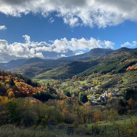 Holiday home De Charme En Plein Coeur De L'ardeche Verte La Rochette (Ardeche)