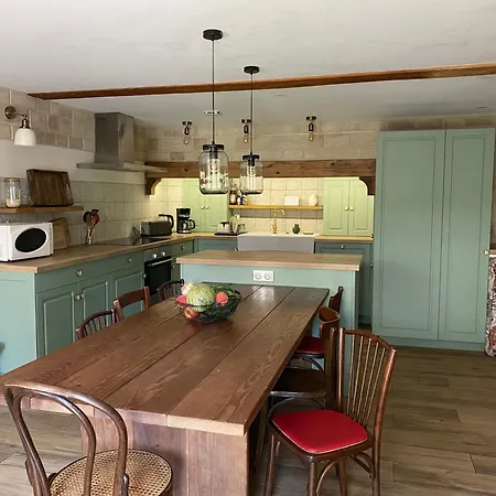 Holiday home De Charme En Plein Coeur De L'ardeche Verte La Rochette (Ardeche)