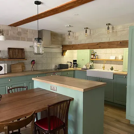 De Charme En Plein Coeur De L'ardeche Verte Holiday home